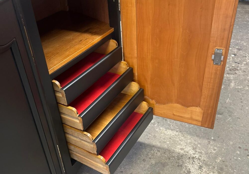 WhatsApp Image 2026-03-10 at 15.38.01 (1)